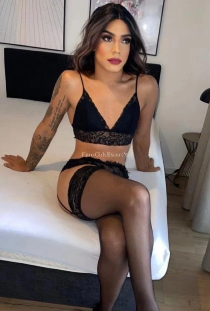 trans escort Clohe Party